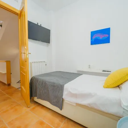 Cubo's Casa La Solea Del Palo Malaga