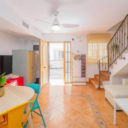 Cubo's Casa La Solea Del Palo